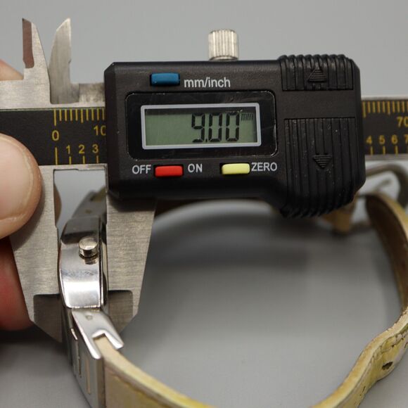 Mossimo Silver Tone Square Barrel Watch Yellow Leather Strap w New Battery - Picture 13 of 13